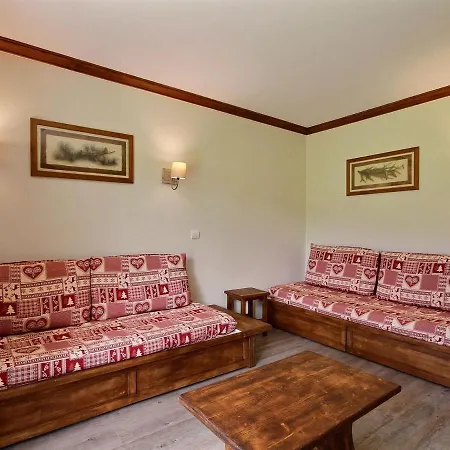 3 Pieces, 2 Salles De Bains, Acces Direct Aux Pistes - Fr-1-455-46 * La Plagne